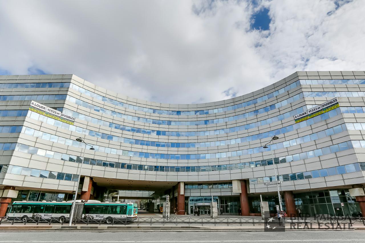 Bureau Paris 6515m² Location bureau Paris OLBUR2309248 1